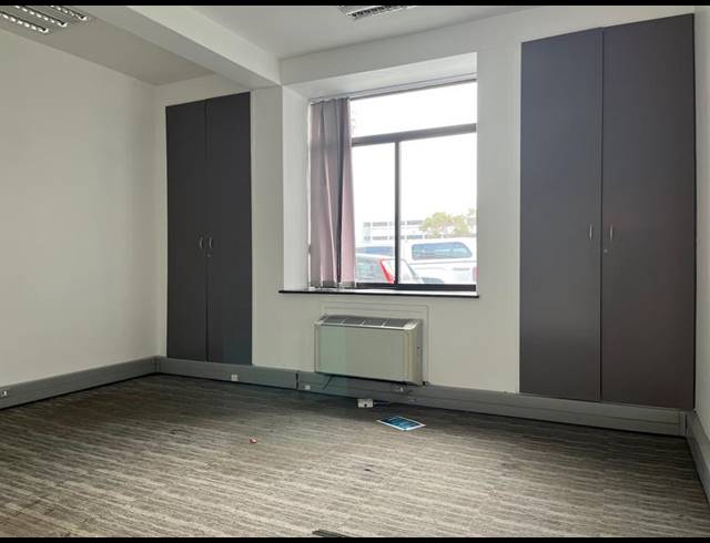 BUSINESS PROPERTY TO RENT IN RETREAT